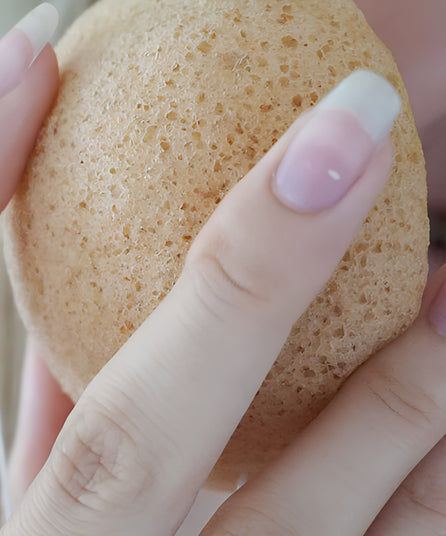 Eponge konjac exfoliante purifiante visage Ma Bonne Fée - Omum